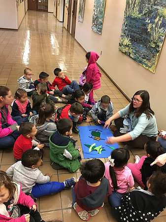 Artist-to-Go: Collaborative Gallery Activity